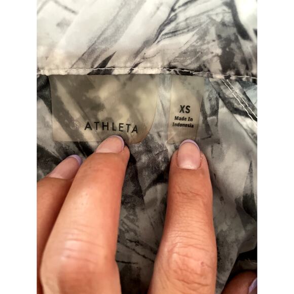 Athleta XS Gray Marble Hooded Active Vest | Lightweight Zip Sleeveless XS - Picture 7 of 11